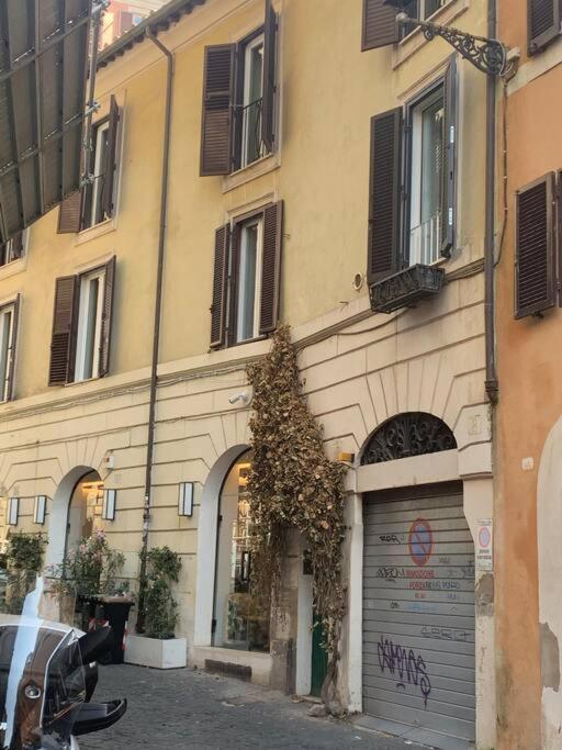 Casa Claudia ~ Rione Monti-Colosseo Rome Buitenkant foto